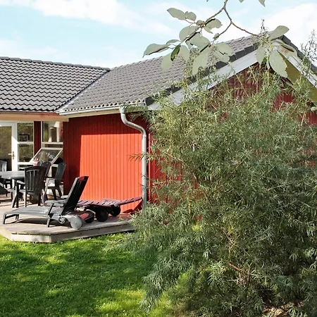 Prázdninový dům Beautiful With Outdoor Space *